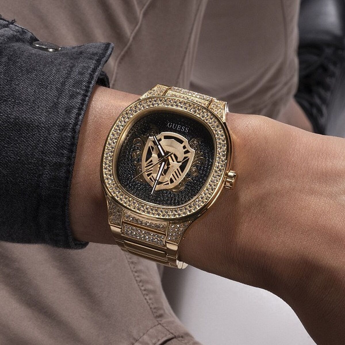 V5H8E3A100459A651DBBA461B2524DEE648R3768037P5