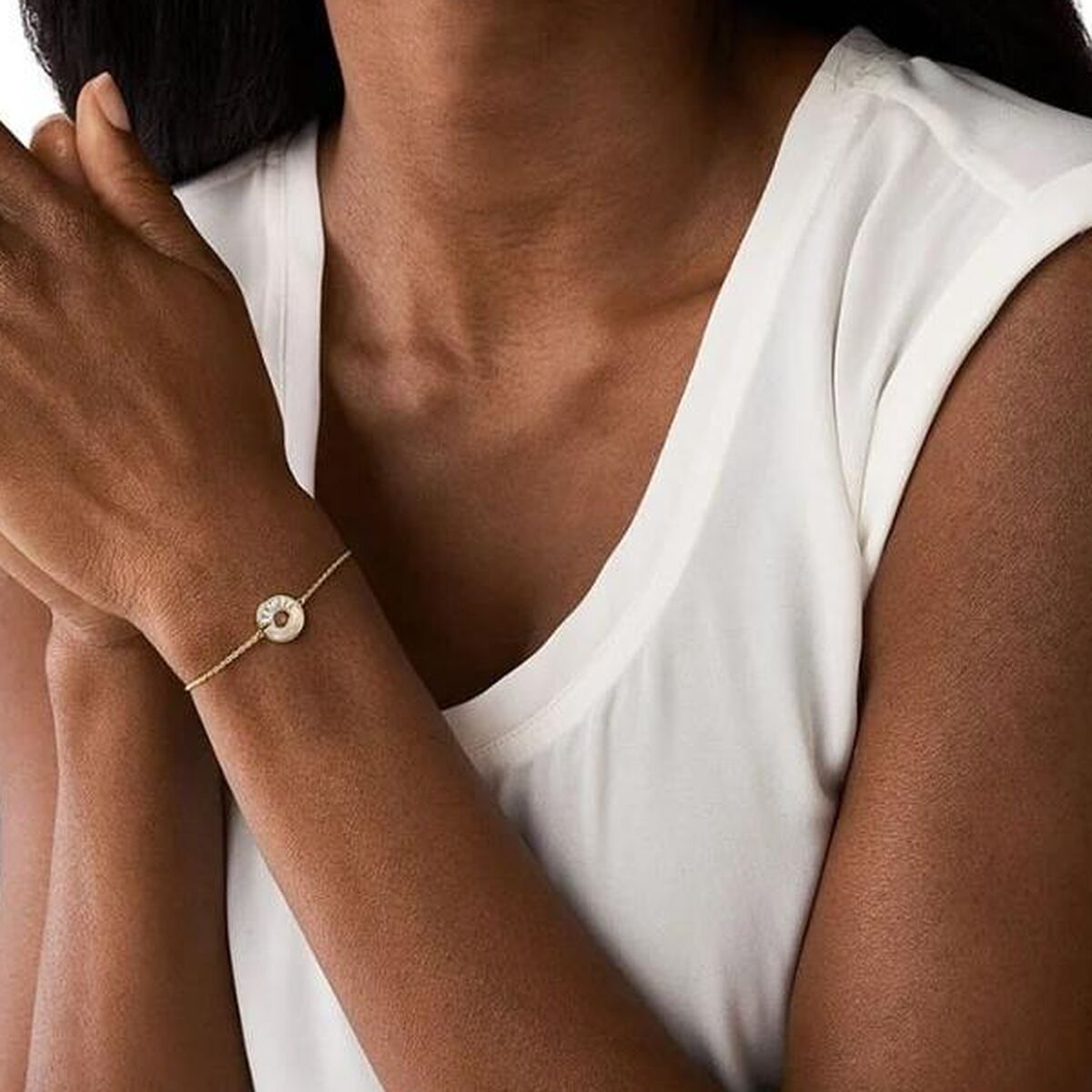 V6H84A810EC871BEE9C9D418283AE1A324BR3603776P2