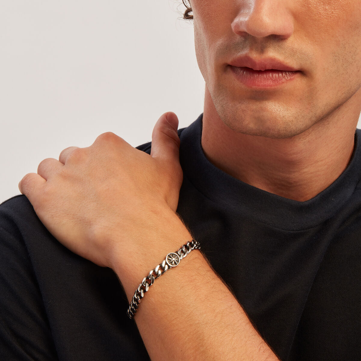 V2HFBEE76BB3E1593BE4CD87E2C713CE641R5785730P4