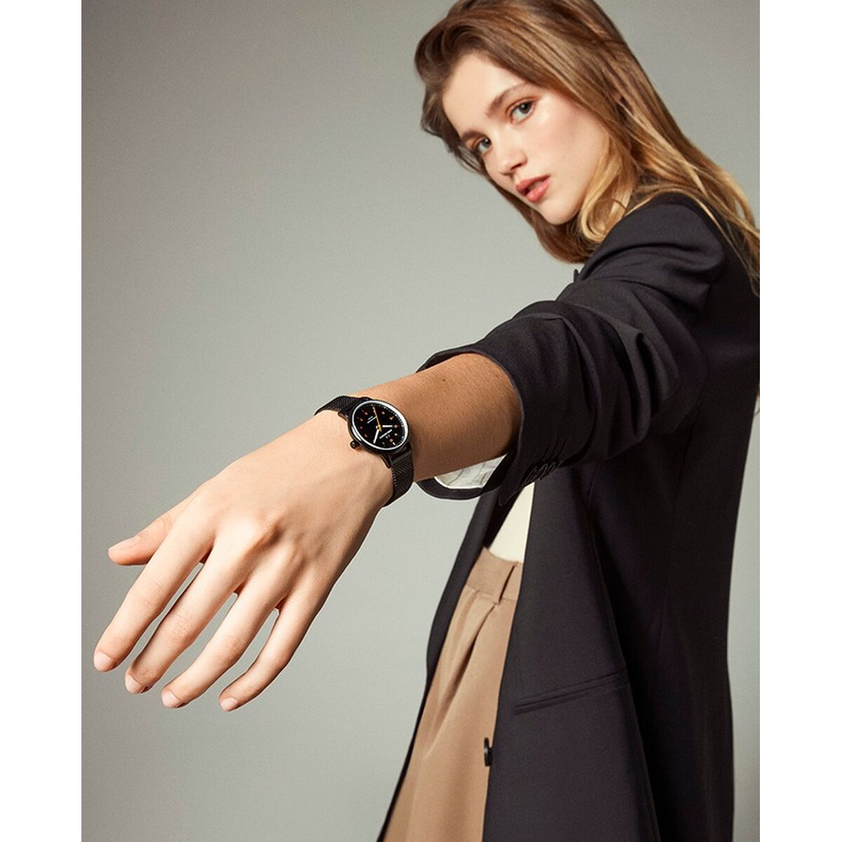 V2H1153A1585EE4340E3F87452E6E62D436R5617327P3