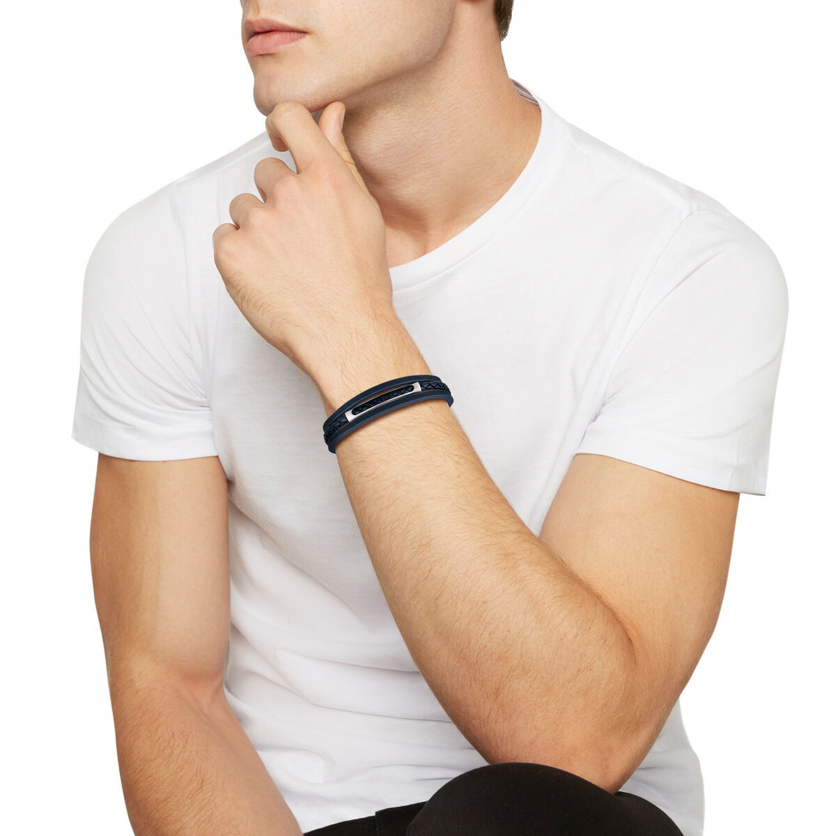 V4H1585213627A4DFF0B65D949DC9BD1715R3113472P2