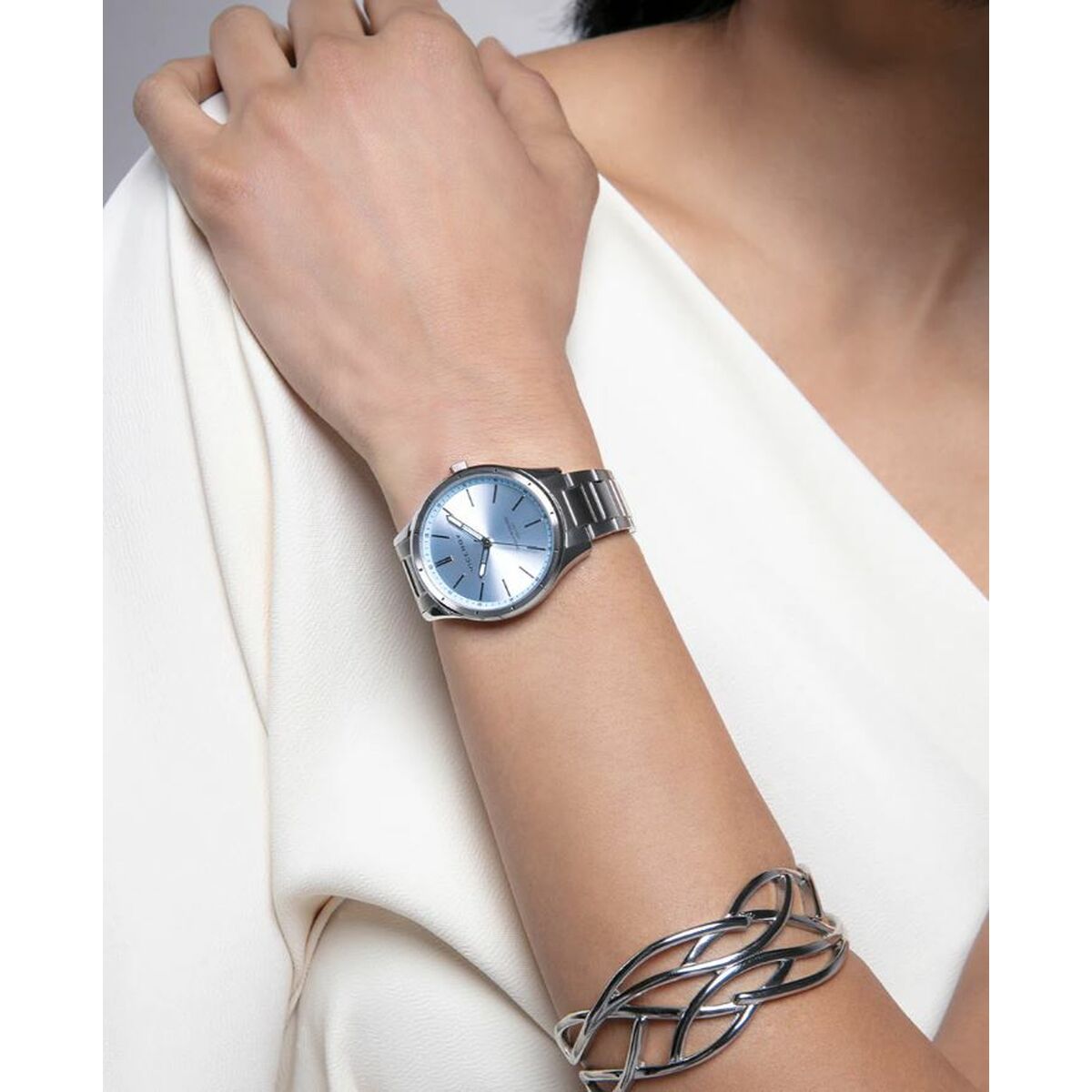 V2H9E5775A65708022B6AEDDB06F74DD986R5617251P2