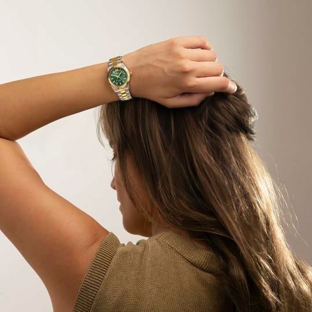 V5HFB9A71DE27352A63F667628C43D8BF2DR4043783P3