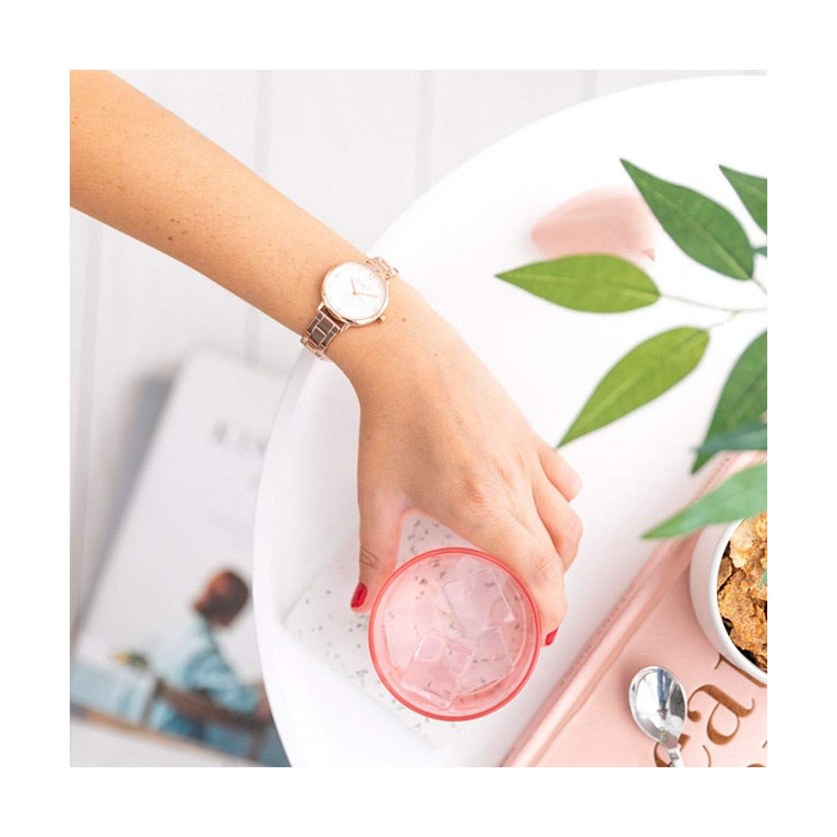 V6HB7F00A348B35DCE72880EEEFE23A16DBR4360601P3