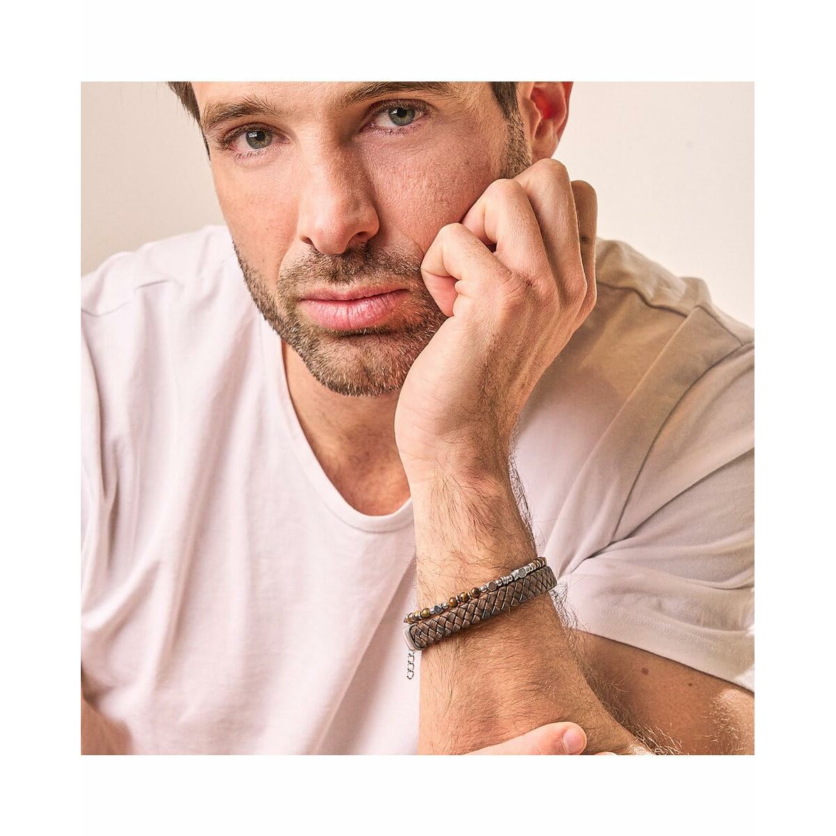 V2HD91DDBA0CF142CEBEB944719A471BCE3R5785472P2